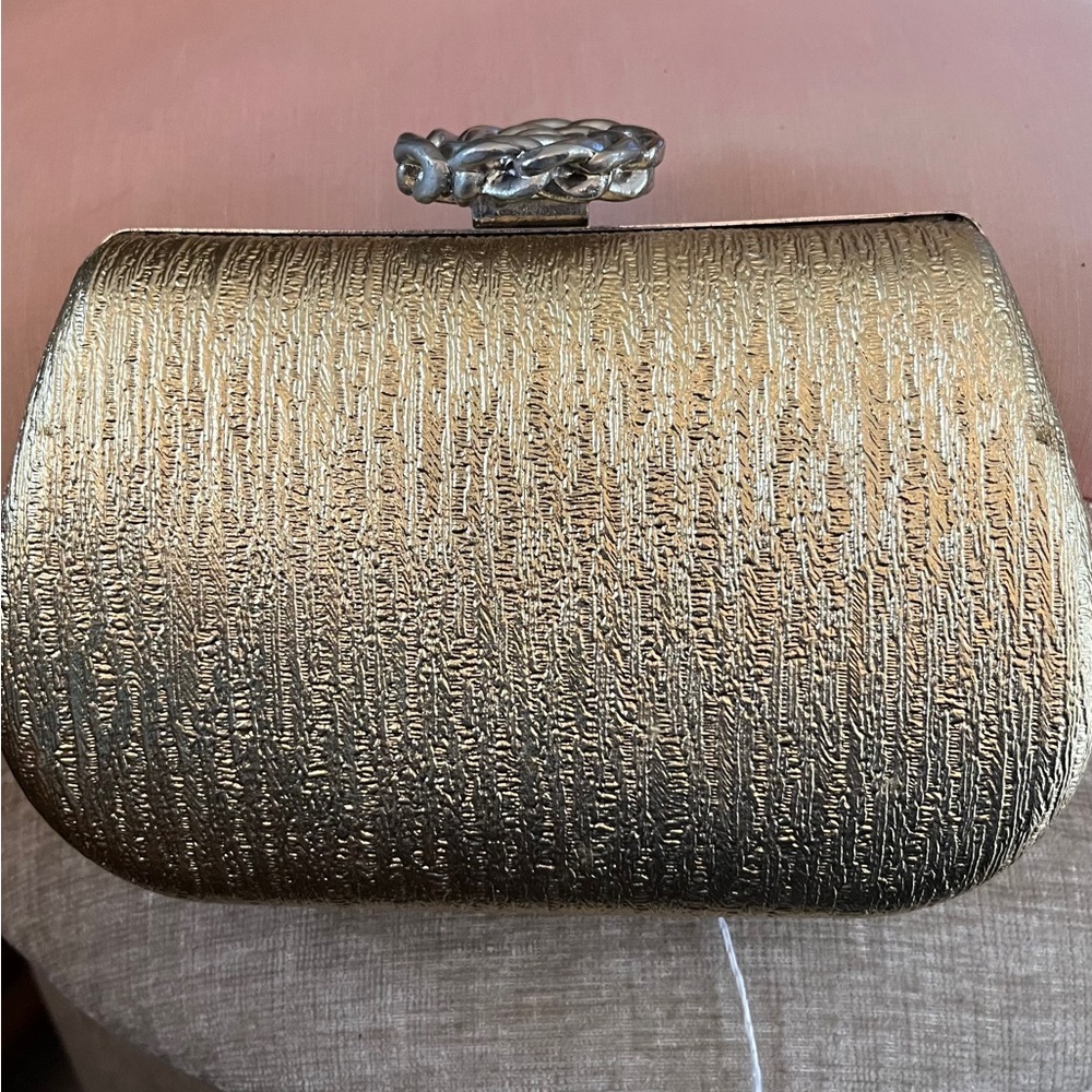 Elegant Gold Clutch Bag with detachable shoulder strap - glamorous and NEW!